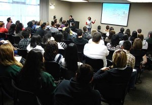 Aulas y estudiantes (Foto Ministerio Educación) 3