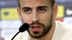 Piqué en rueda de prensa (Foto Youtube)