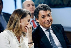 Ignacio González con Dolores de Cospedal (Foto web Comunidad de Madrid)