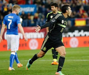 Pedro celebra su gol (Foto: Sefutbol)