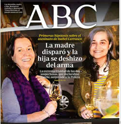 María Montserrat González Fernández y su hija, en la portada de 'ABC' de hoy
