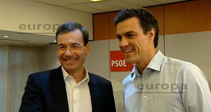 Tomás Gómez con Pedro Sánchez (Captura vídeo Ultimedia)