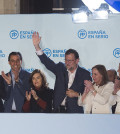 Rajoy y la cúpula del PP, tras ganar las elecciones 2015 (Foto: PP)
