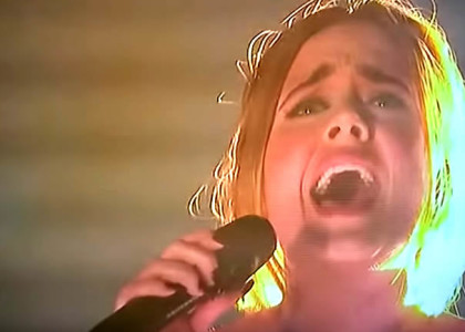 adele desfinando grammy