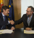 Firma del pacto para la investidura entre PP y Ciudadanos en el Congreso de los Diputados (Foto PP)